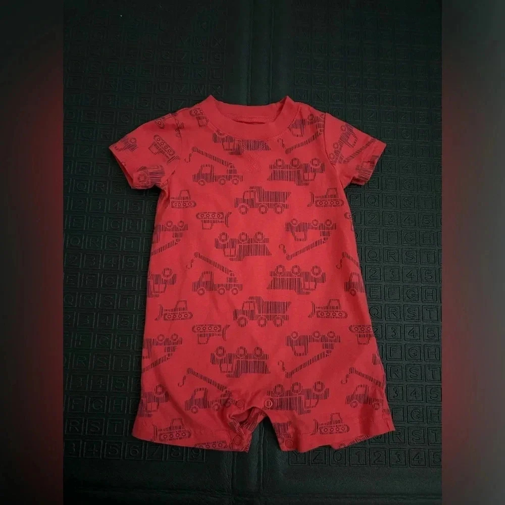 (5 for $30) Carters one piece Size 18 Months